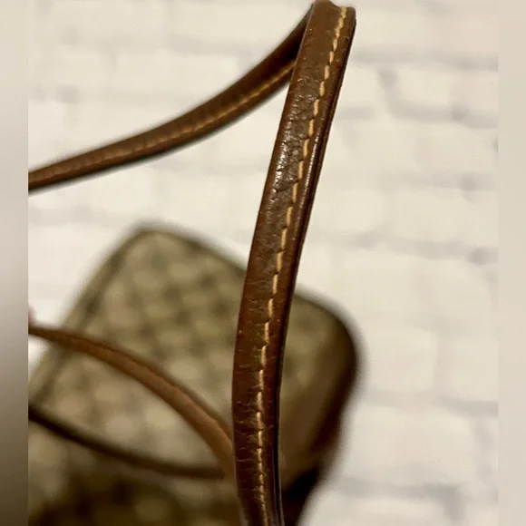 Gucci GG Supreme Vintage Brown Crossbody / Shoulder Bag In Beautiful Condition. - Picture 9 of 16